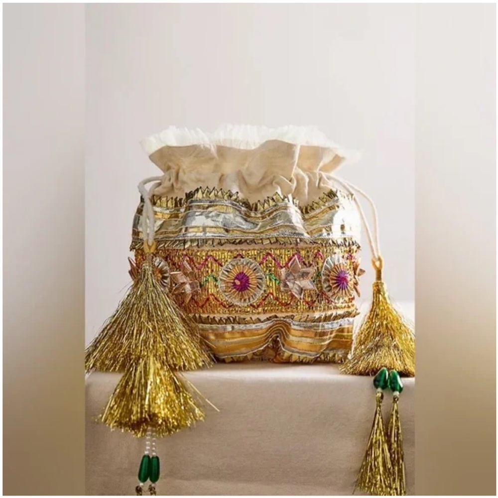 FREE PEOPLE➕NWT Sparkle Bag